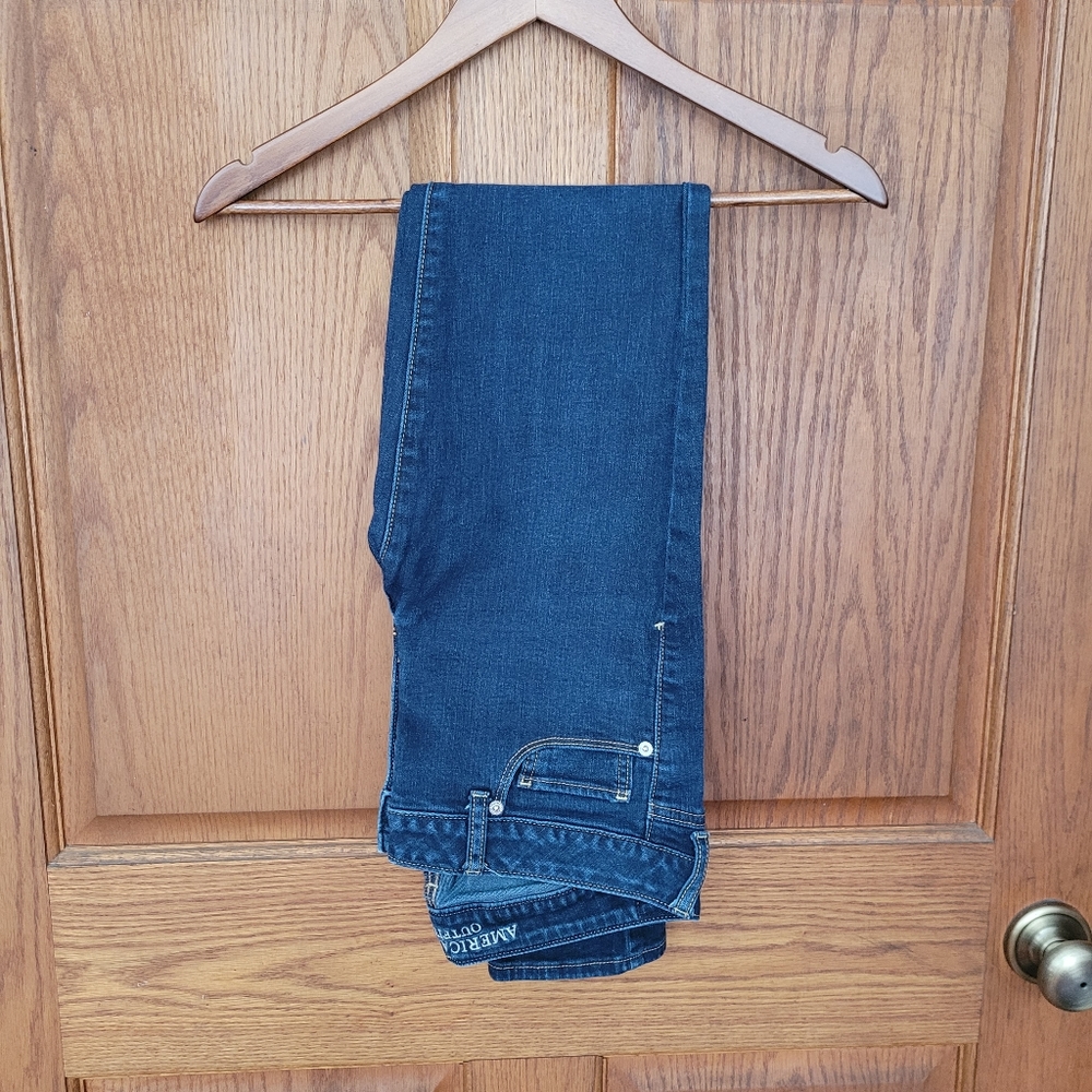 American Eagle Jean's - Like New!!